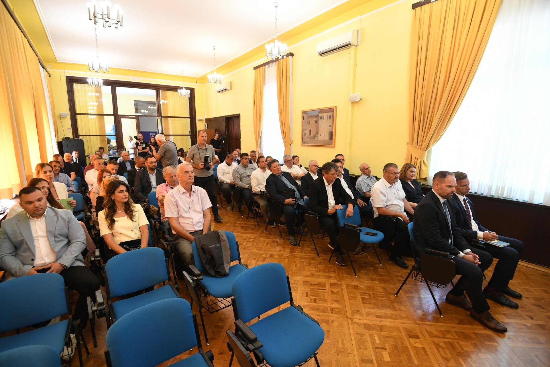 Hospicij na Babindubu otvara se u studenome, najavljuju se i velika ulaganja u ceste i vodovod