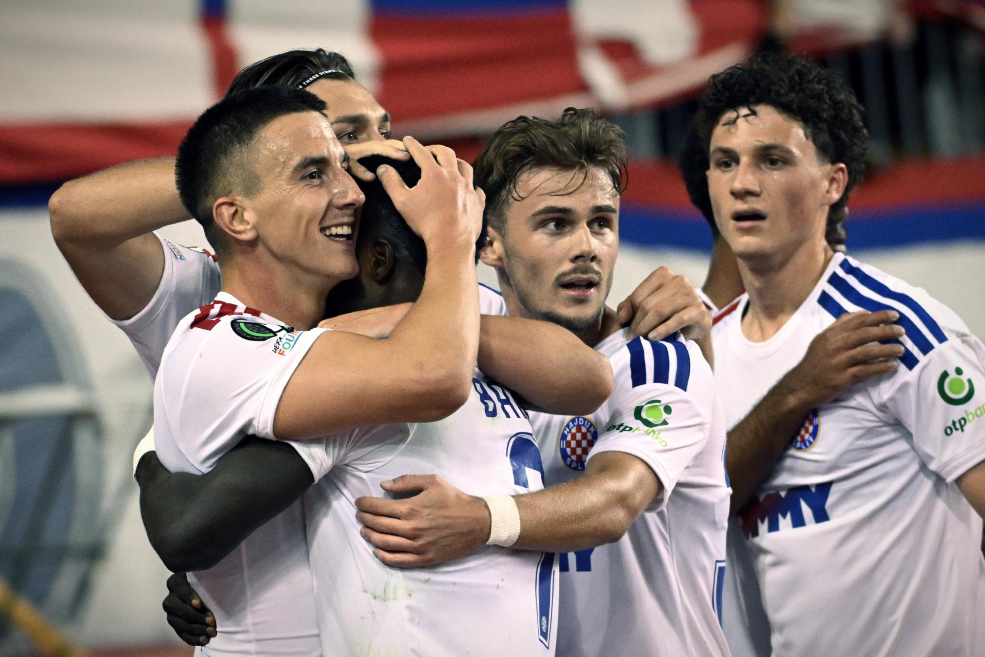 Velika, ogromna pobjeda Hajduka! Sjajni Bijeli protiv Ajaxa su izgledali kao ozbiljna europska momčad, a Torcida...