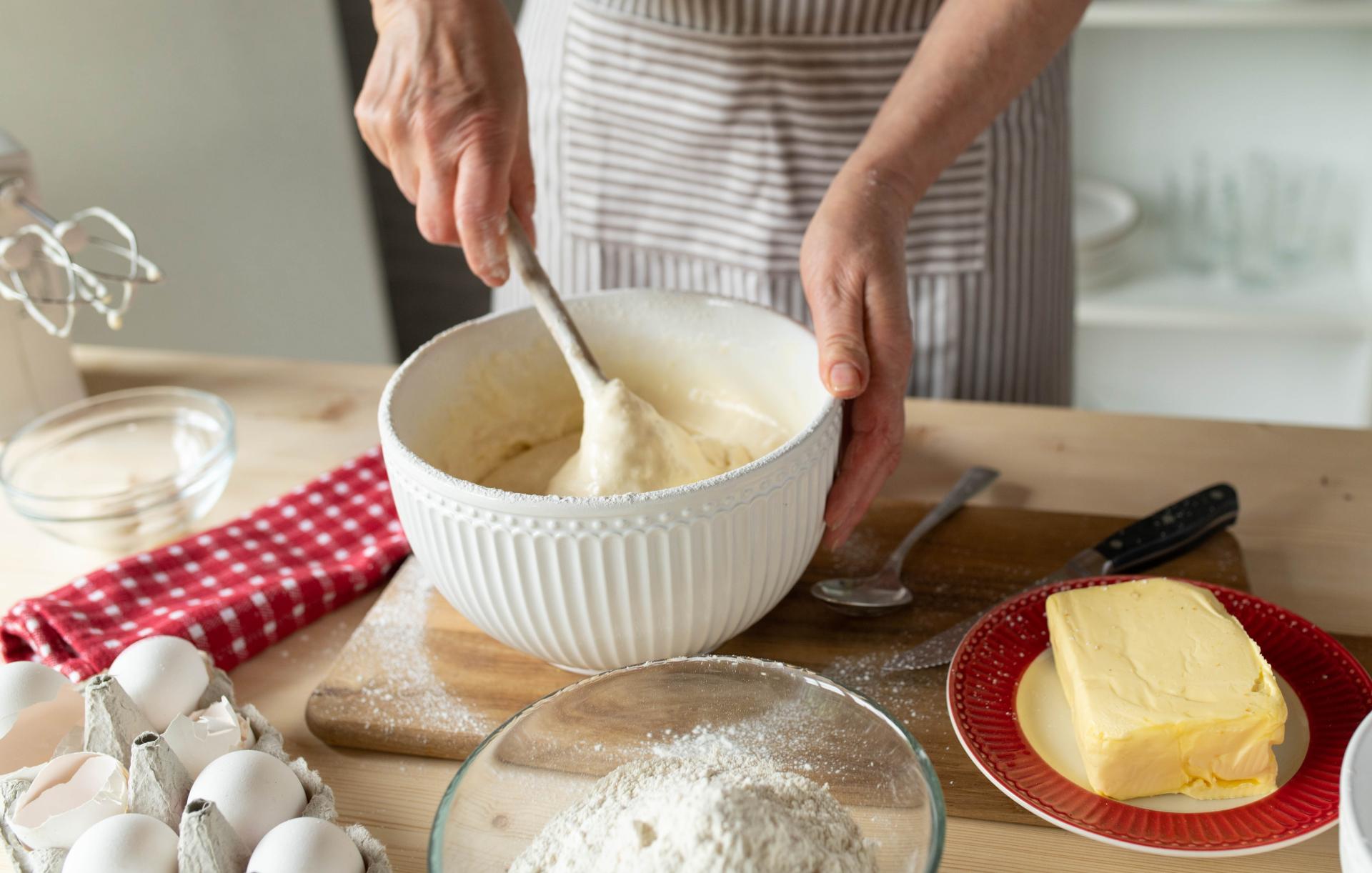Proslavite pobjedu Bijelih na najslađi način! Ispecite tortu Hajduk - dokazano izaziva oduševljenje, a recept nije složen