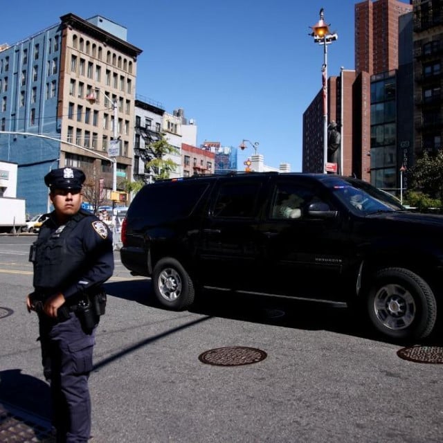 <p>Madura dovoze na sud u New Yorku&nbsp; &nbsp;</p>