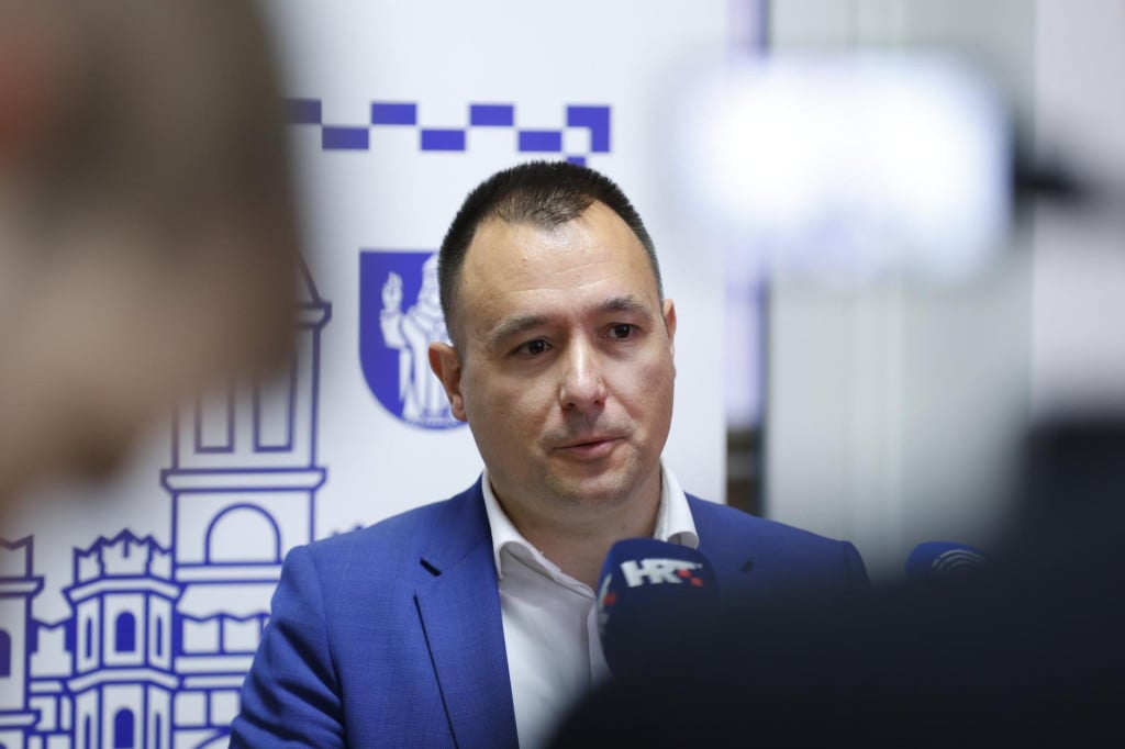 <p>Igor Skoko<br>
&nbsp;</p>