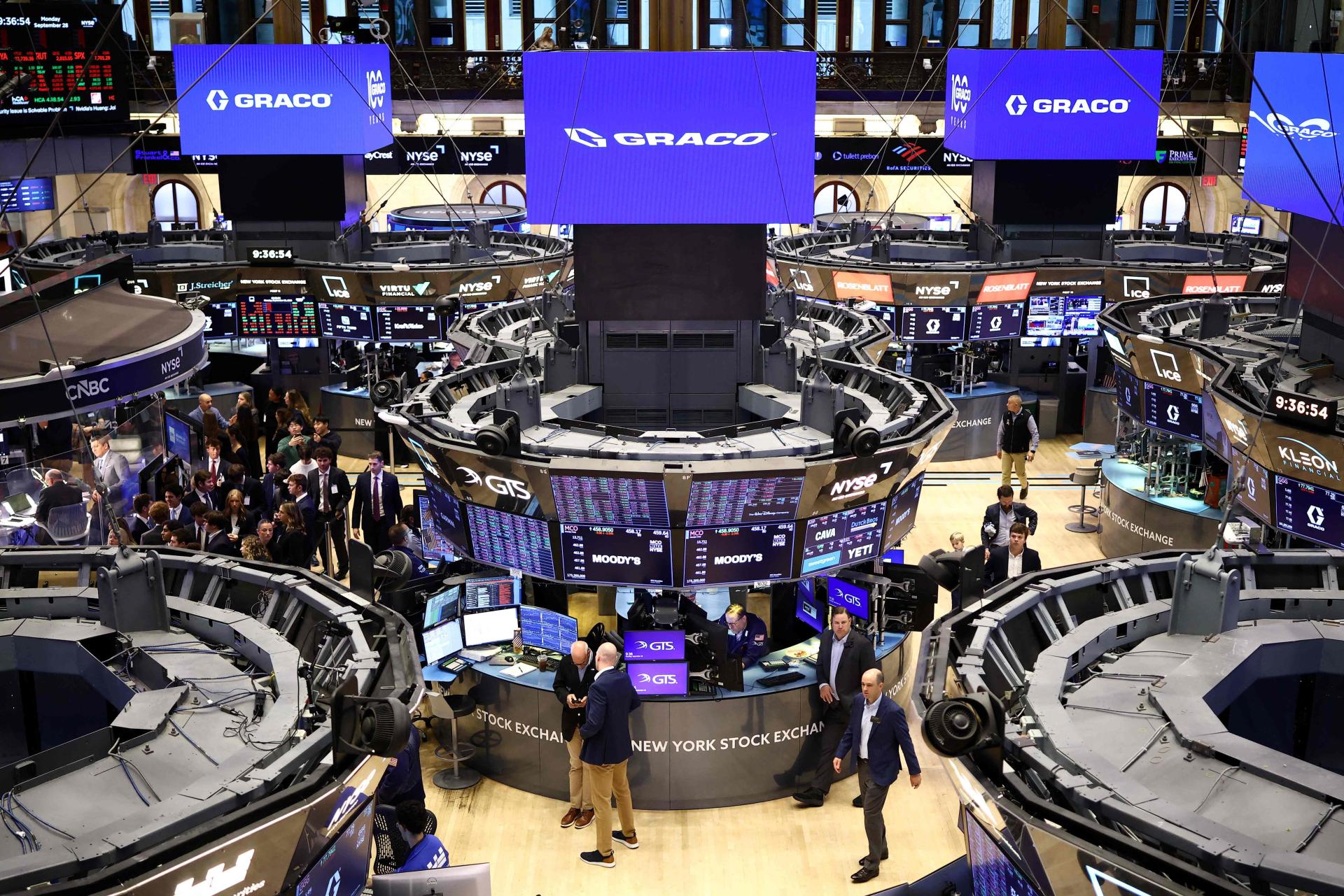 Wall Street sve karte baca na umjetnu inteligenciju! Milijarde se slijevaju u AI, prijeti li novi slom kao 2000.?
