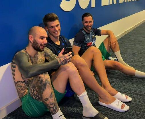 Trojica bivših hajdukovaca našla se na istom mjestu: sjeli u hodnik da popričaju, klub sve objavio uz zanimljiv komentar
