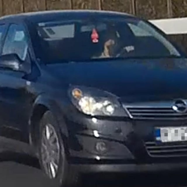 <p>Vozačica je, &rdquo;mrtva-hladna&rdquo;, nastavila voziti u suprotnom smjeru</p>