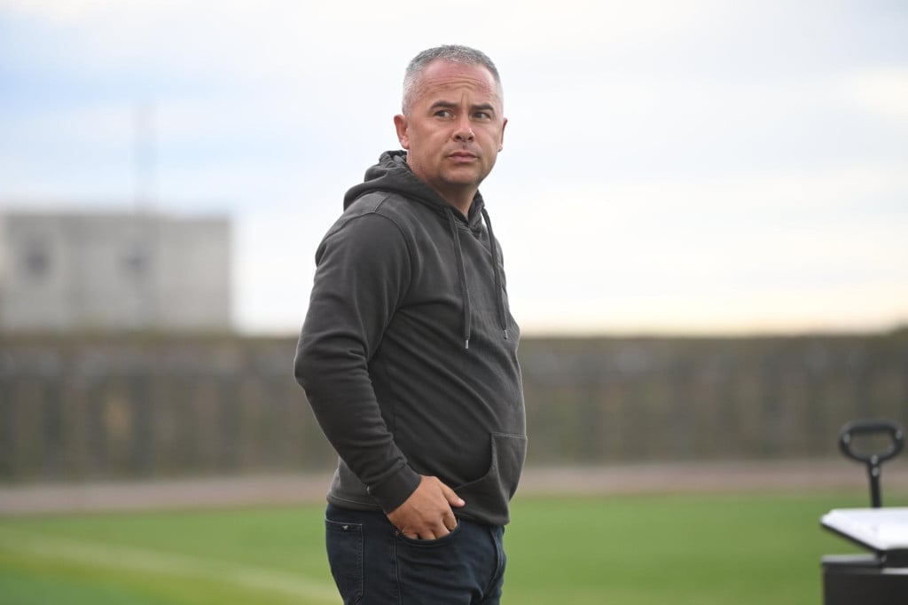<p>Nikola &Scaron;afarić<br>
&nbsp;</p>