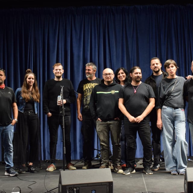 <p>Urbofon Live</p>