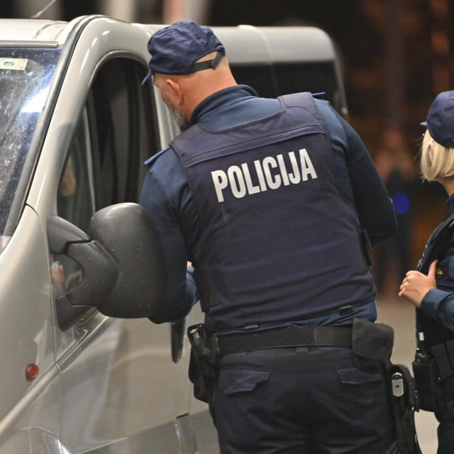<p>Slovenska policija uspjela je doći do osumnjičenih za okrutno ubojstvo&nbsp;</p>

<p>&nbsp;</p>

<p><br>
&nbsp;</p>