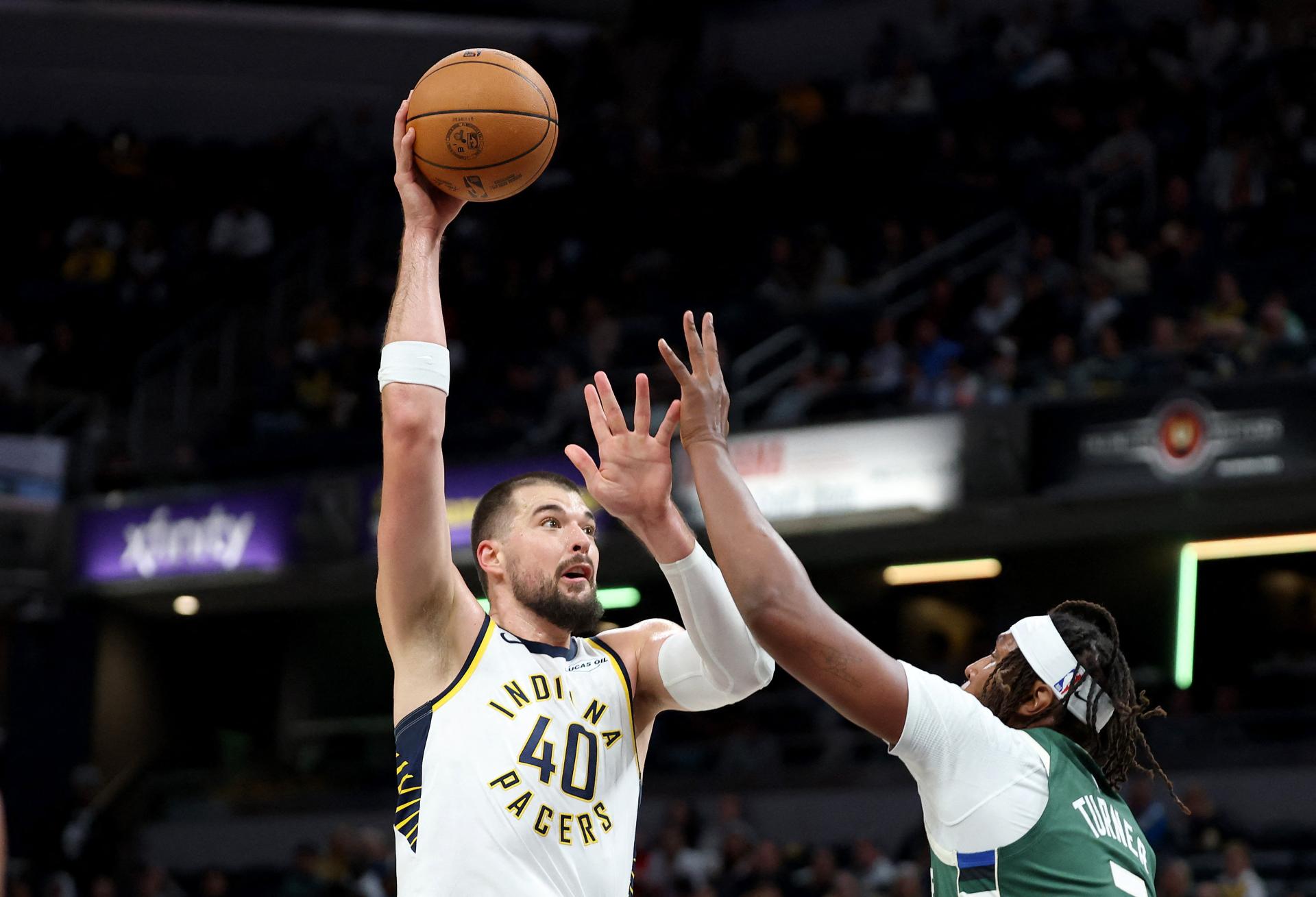 Za novu NBA sezonu prijavljeno 125 stranih igrača iz 43 zemlje, na popisu i tri Hrvata, najbrojniji su Francuzi