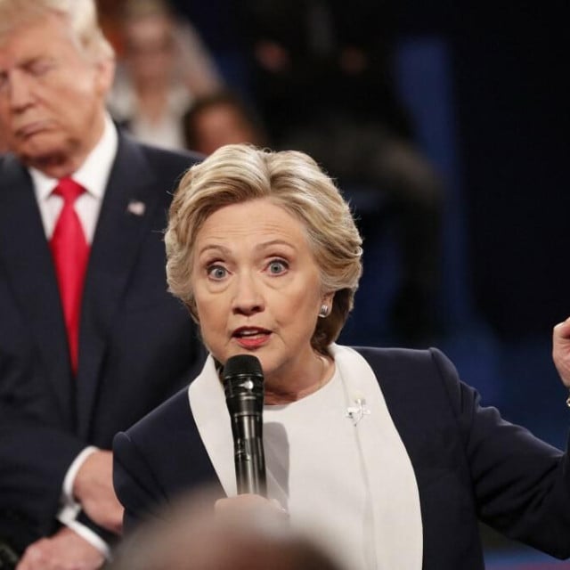 <p>Hillary Clinton jo&scaron; je 2016. optužila Donalda Trumpa da je Putinova marioneta&nbsp;</p>