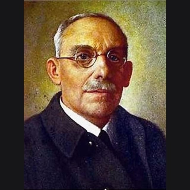 <p>Wikipedia</p>