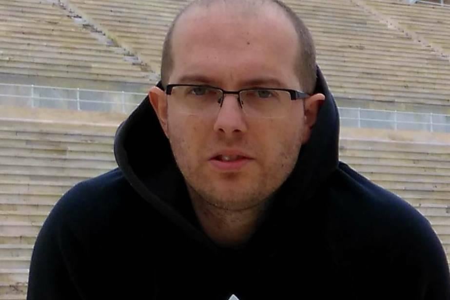 Šibenčanin Karlo (41) već se 16 godina bori s teškom bolešću. Sada se otvorila nova nada za liječenje, no treba mu pomoć
