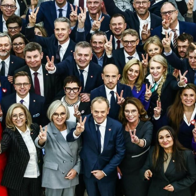 <p>Centristički savez premijera Donalda Tuska ima razloga za djelomično zadovoljstvo rezultatima glasanja&nbsp;</p>