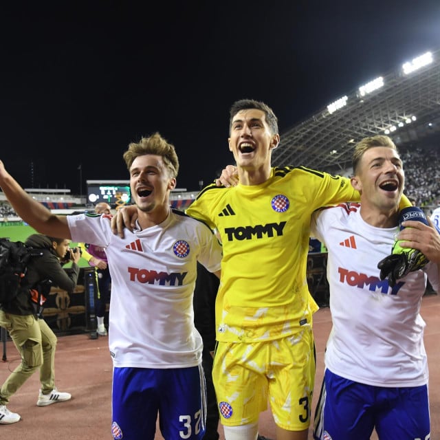 <p>Slavlje hajdukovaca nakon pobjede protiv Ajaxa</p>