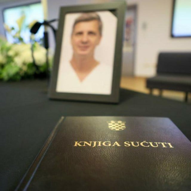 <p>Detalj s komemoracije za dr. Sorića održane u OB Zadar</p>