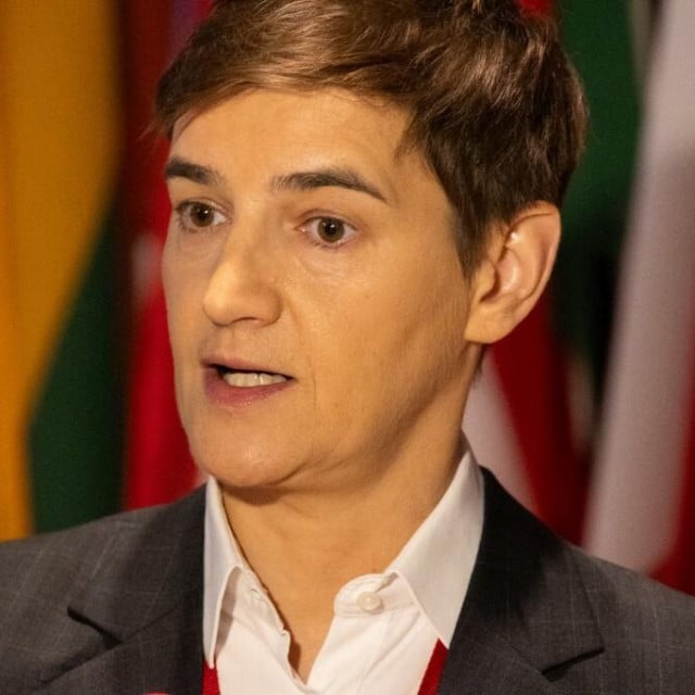 <p>Ana Brnabić nije mogla vjerovati da joj se u predizbornom sučeljavanju ne ispunjavaju njene političke želje&nbsp;</p>