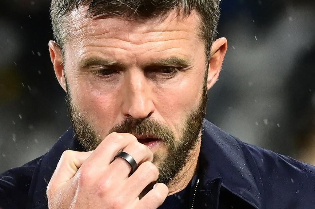 <p>Michael Carrick</p>