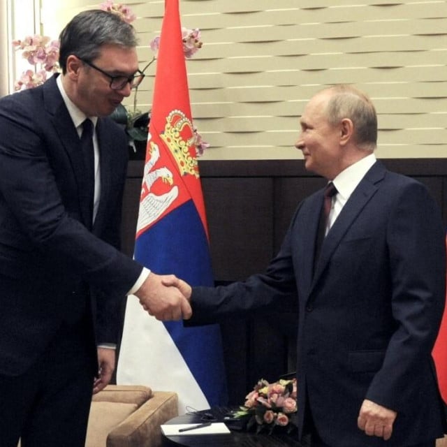 <p>Moskva se da će Vučić i u opoziciji nastaviti pridonositi bilateralnim odnosima</p>