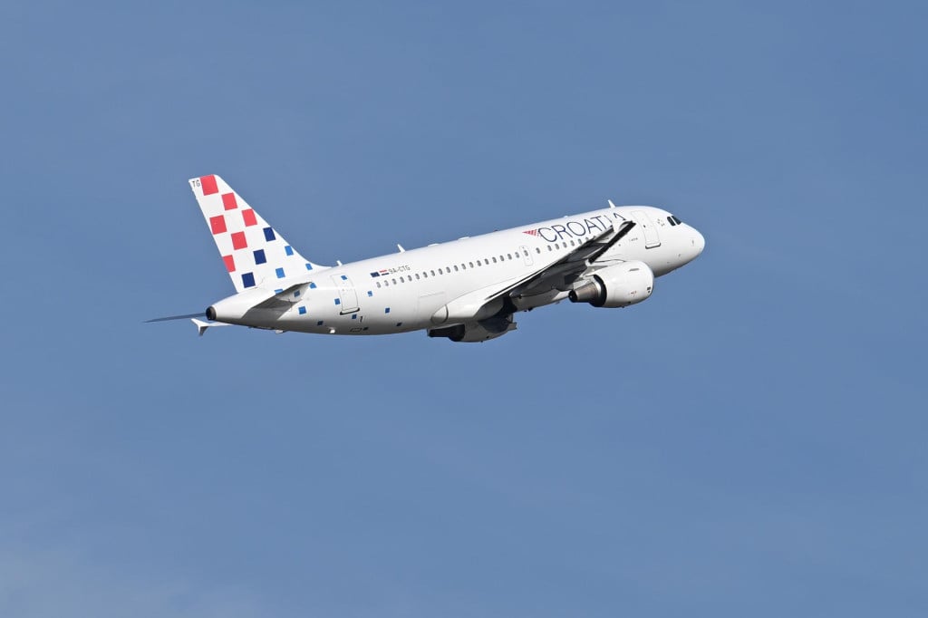 <p><br>
Na fotografiji: avion Croatia Airlinesa.<br>